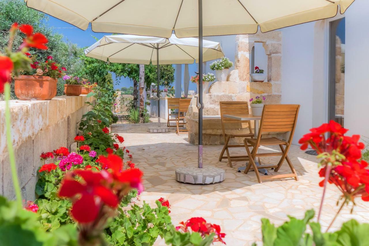 Feudo D'Arneo Hotell Torre Lapillo Exteriör bild