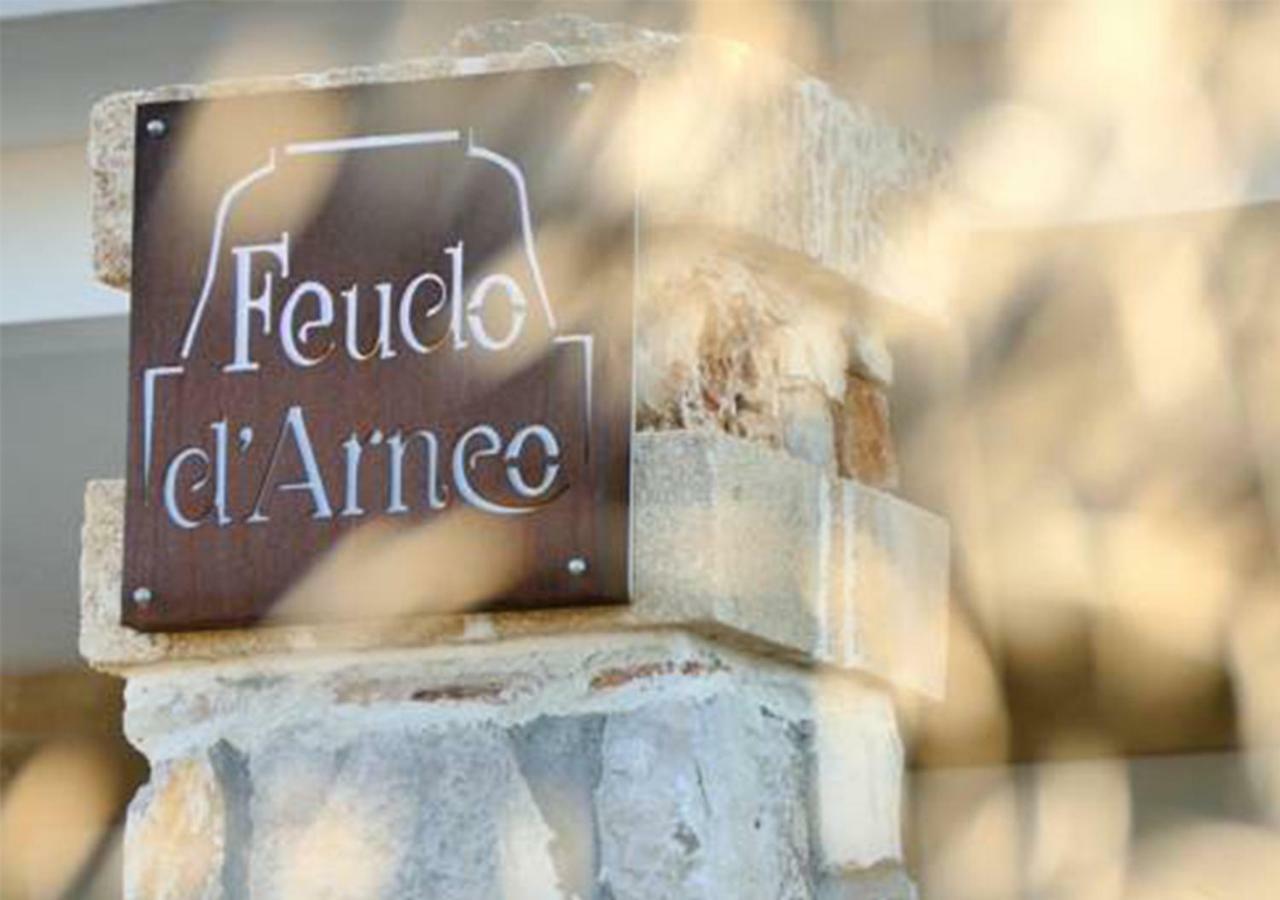 Feudo D'Arneo Hotell Torre Lapillo Exteriör bild